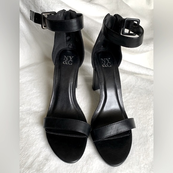 NY & Co Black Heels - Picture 3 of 3
